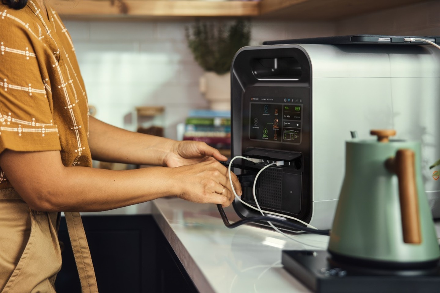 The Enphase IQ PowerPack 1500 is designed with a modern and sleek look that can blend into a modern home.