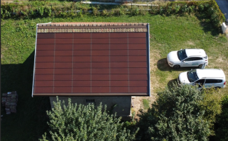 tuiles solaires rouges