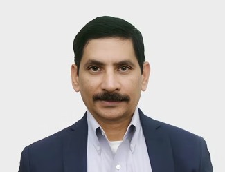 Ravi Pervela headshot