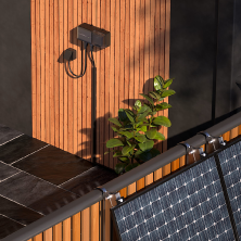 IQ Balcony solar kit 
